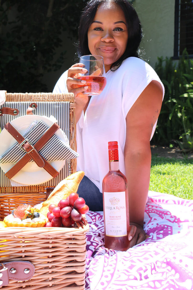 Sweet Wine Club The Official Wine Club of Stella Rosa® wines.